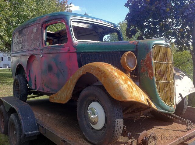 Old Truck — photograph 7