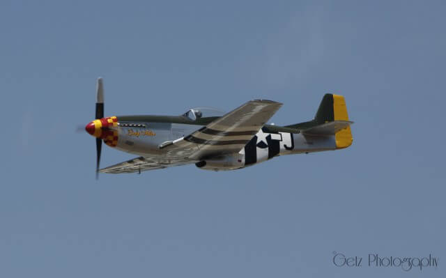 Airplane — photograph 31